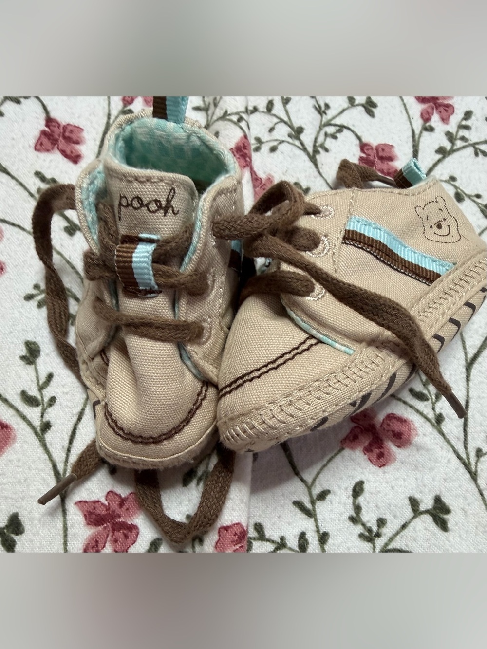 Winnie the Pooh Baby Newborn Shoes - Soft Canvas Infant Sneakers